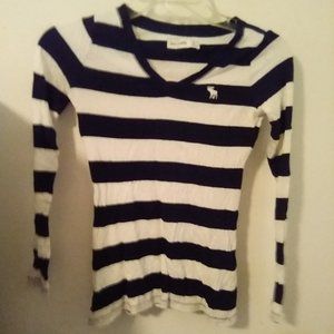 Abercrombie Girls black & white striped longsleeve top SZ M